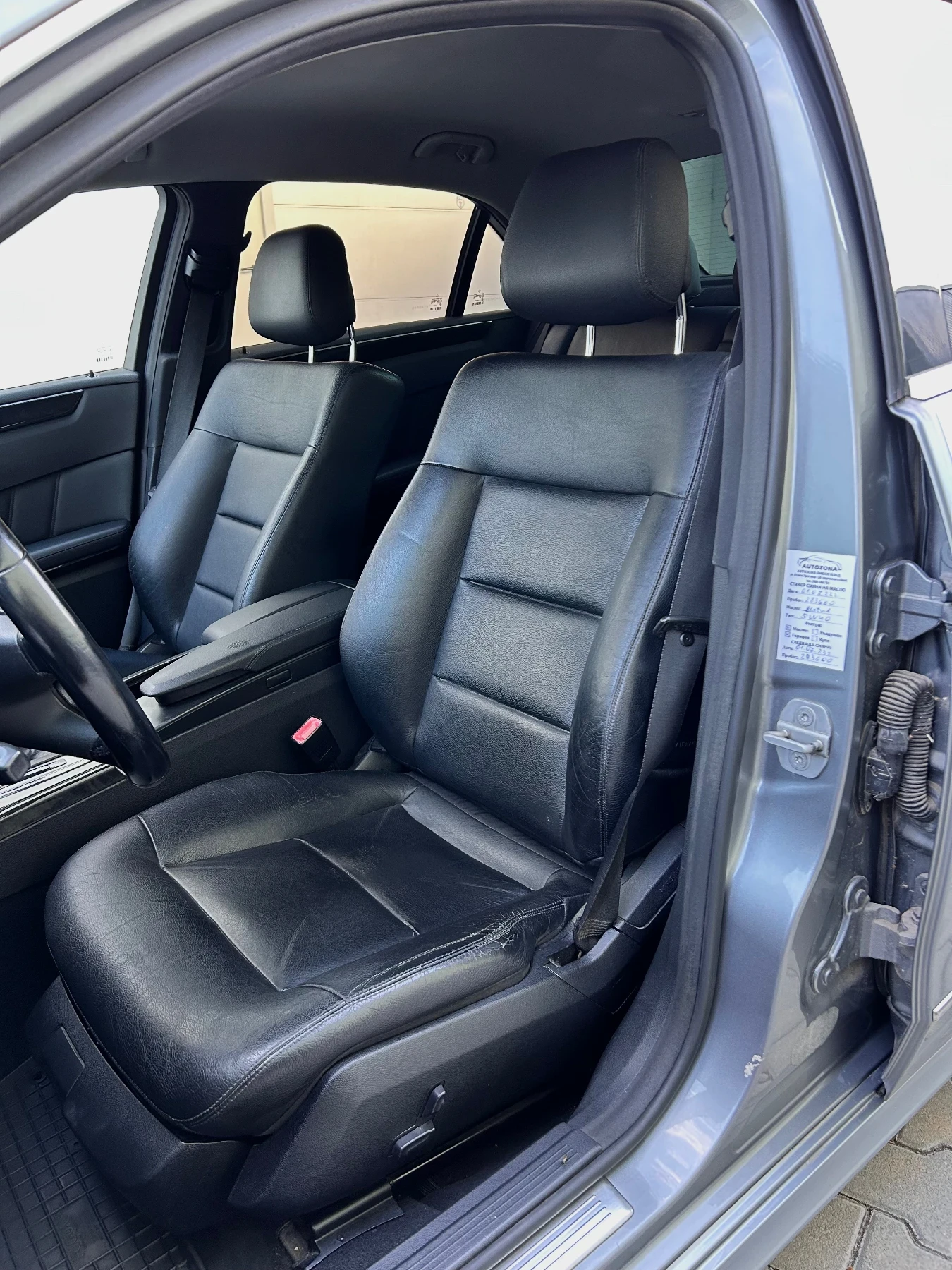 Mercedes-Benz E 200 2.2 BLUEEFFICIENCY , снимка 7 - Автомобили и джипове - 55157387