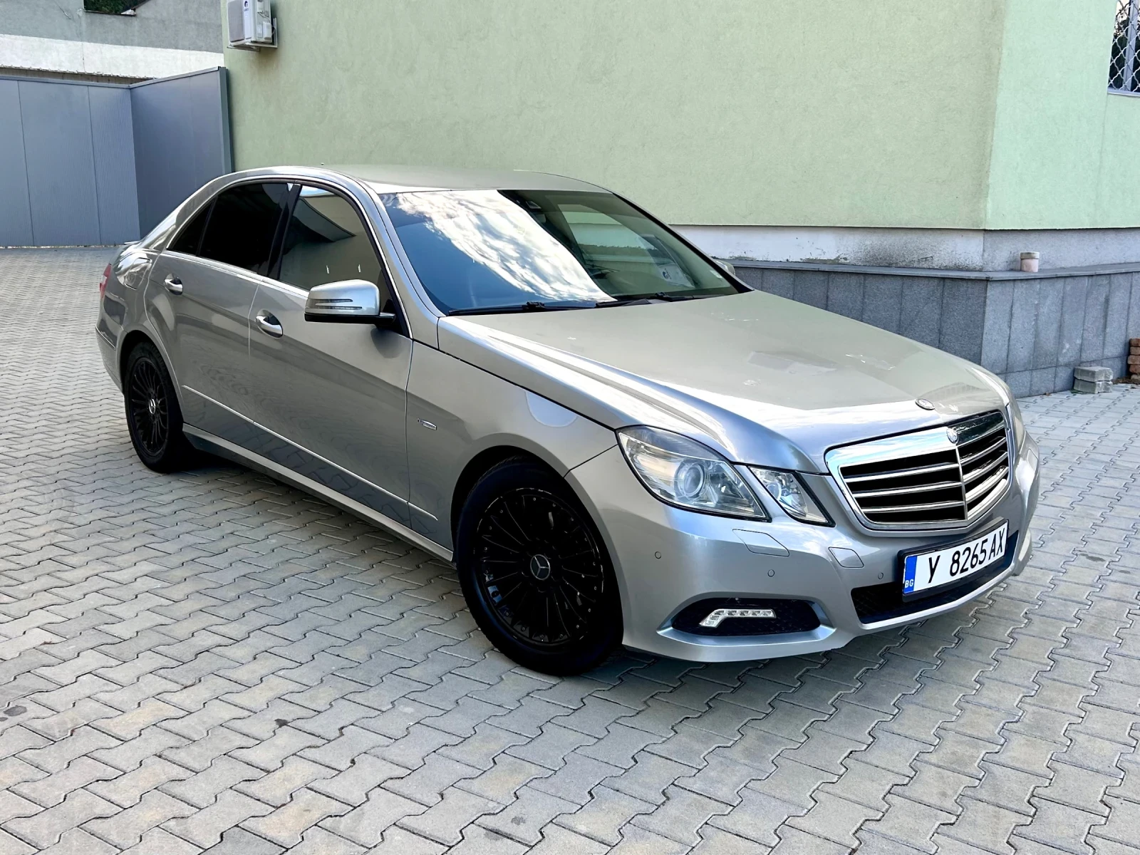 Mercedes-Benz E 200 2.2 BLUEEFFICIENCY 
