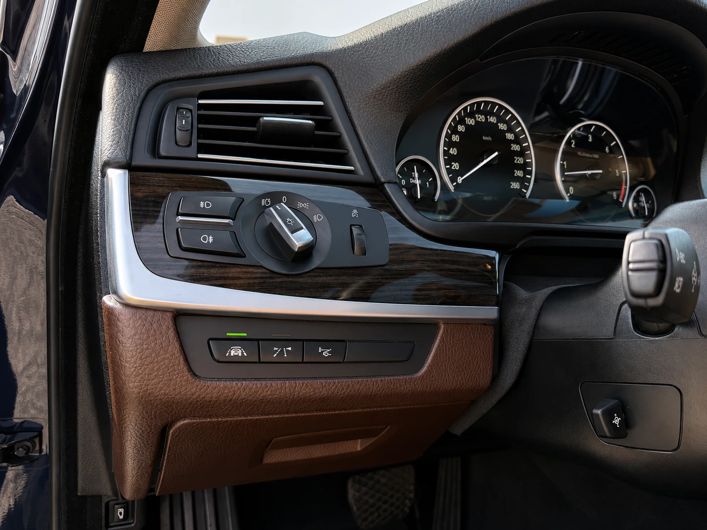 BMW 535 LUXURY PANORAMA, снимка 17 - Автомобили и джипове - 55354514