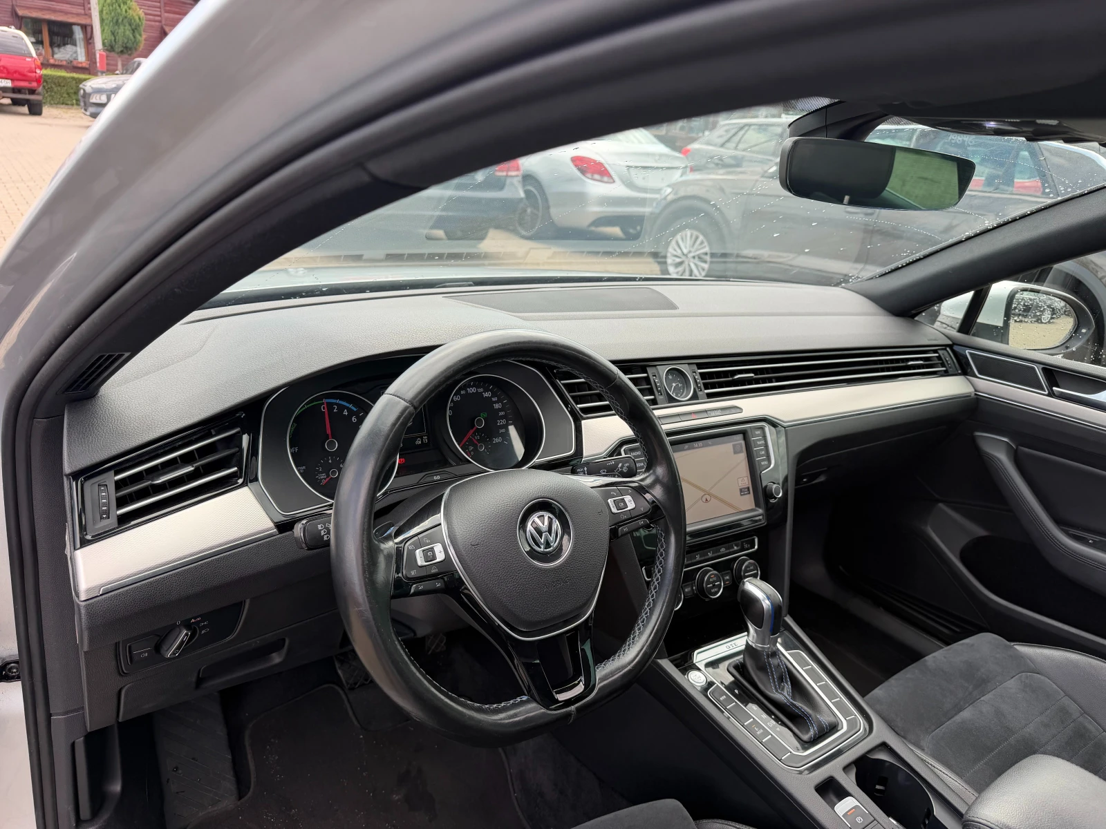 VW Passat 1.4TGE PLUG IN HYBRID AVTOMAT/KOJA/PANORAMA/KAMERA, снимка 14 - Автомобили и джипове - 55446874