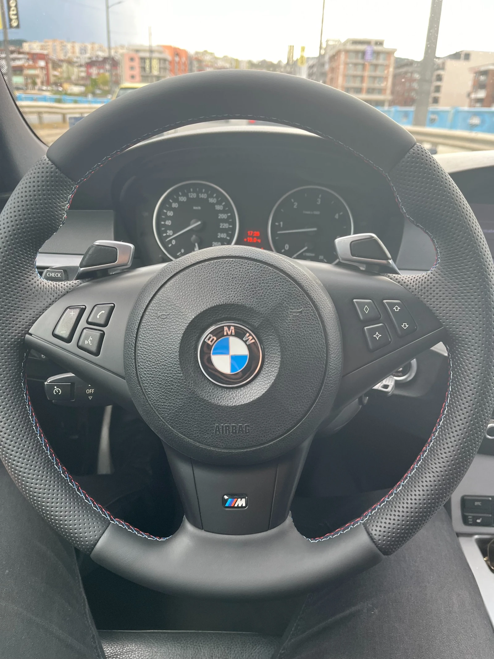 BMW 535 EDITION SAT, снимка 4 - Автомобили и джипове - 55504738