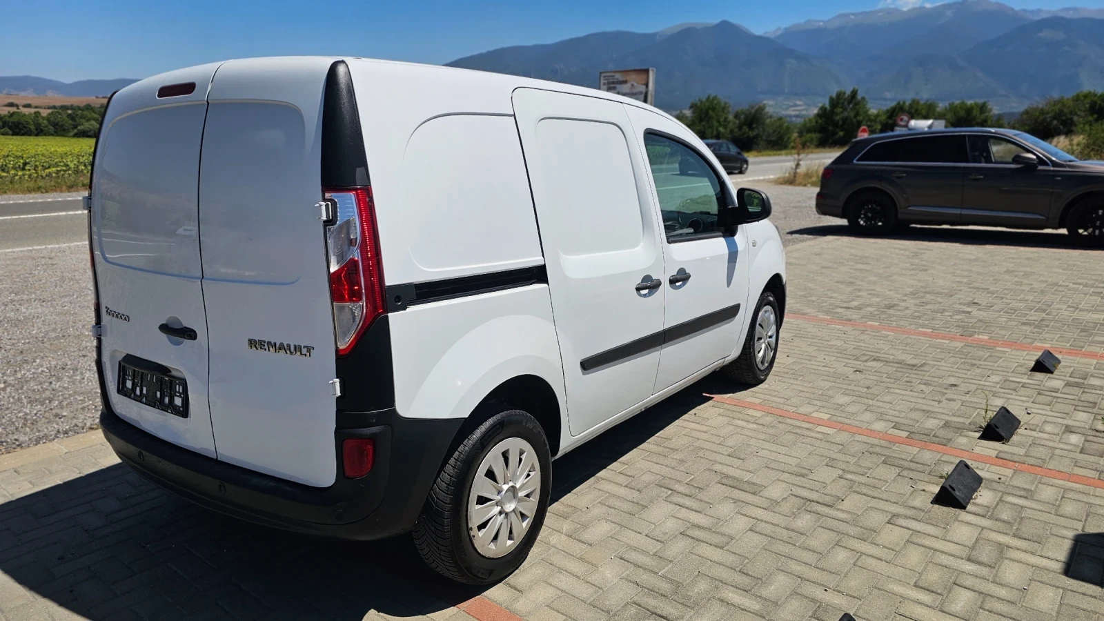 Renault Kangoo 1.5Dci-EVRO 6, снимка 4 - Автомобили и джипове - 55563919