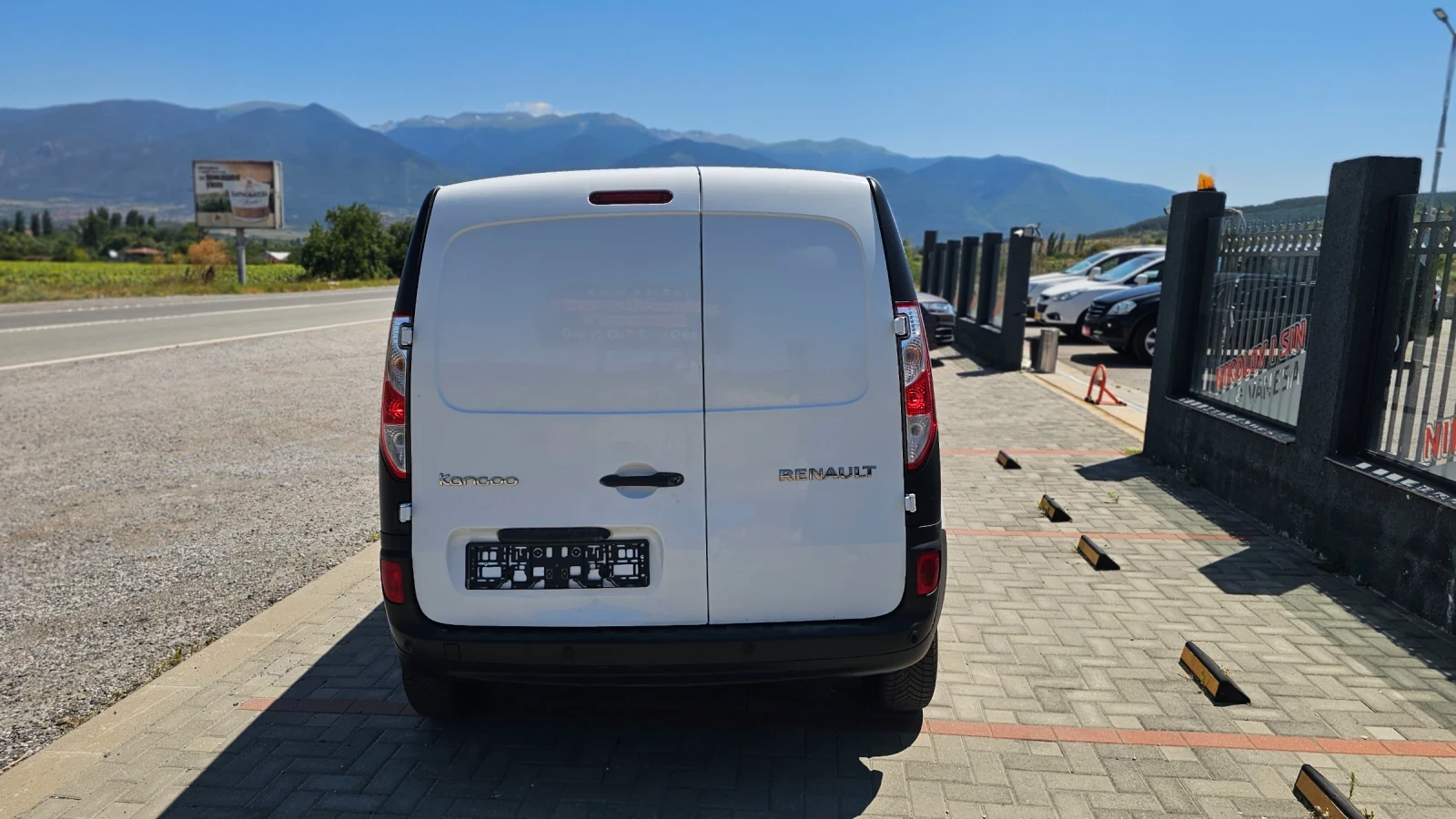Renault Kangoo 1.5Dci-EVRO 6, снимка 5 - Автомобили и джипове - 55563919