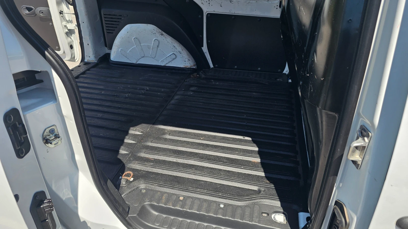 Renault Kangoo 1.5Dci-EVRO 6, снимка 10 - Автомобили и джипове - 55563919