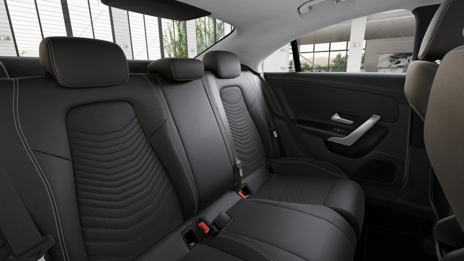 Mercedes-Benz CLA 180, снимка 10 - Автомобили и джипове - 55573159