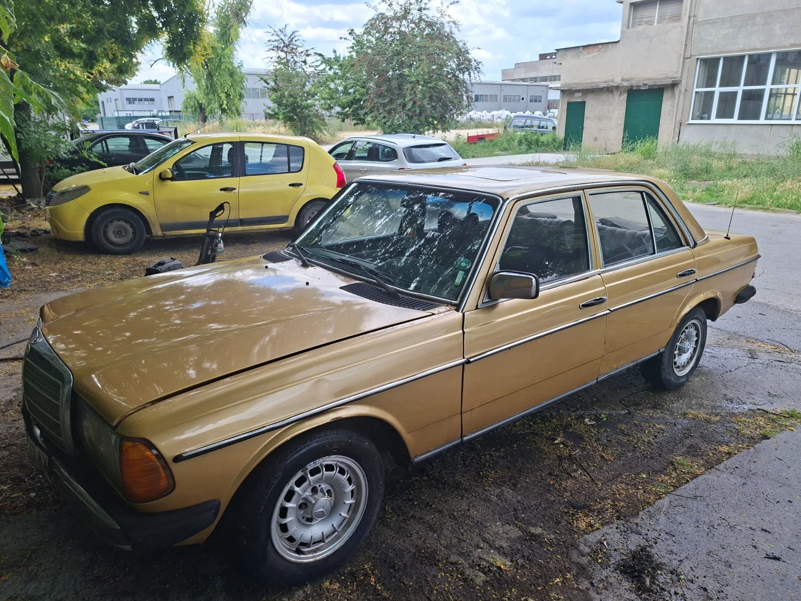 Mercedes-Benz 123