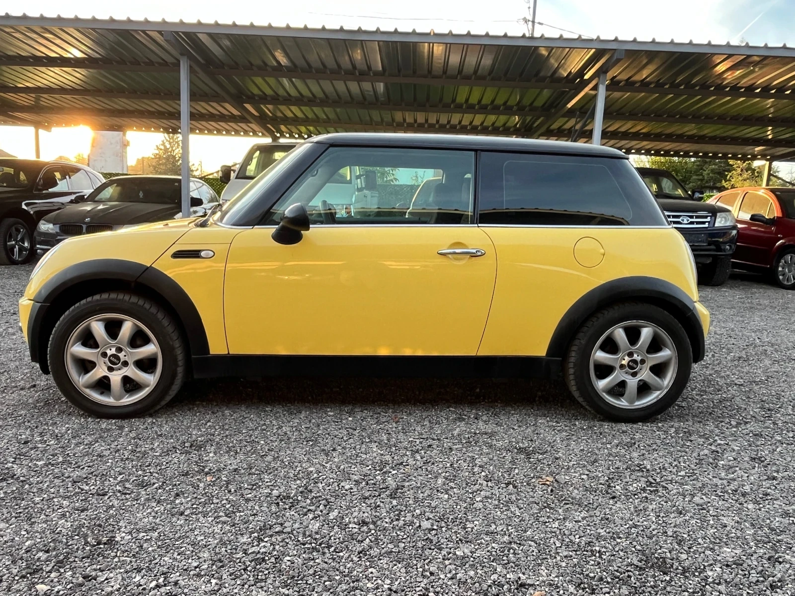 Mini One 1.6, снимка 5 - Автомобили и джипове - 56363126
