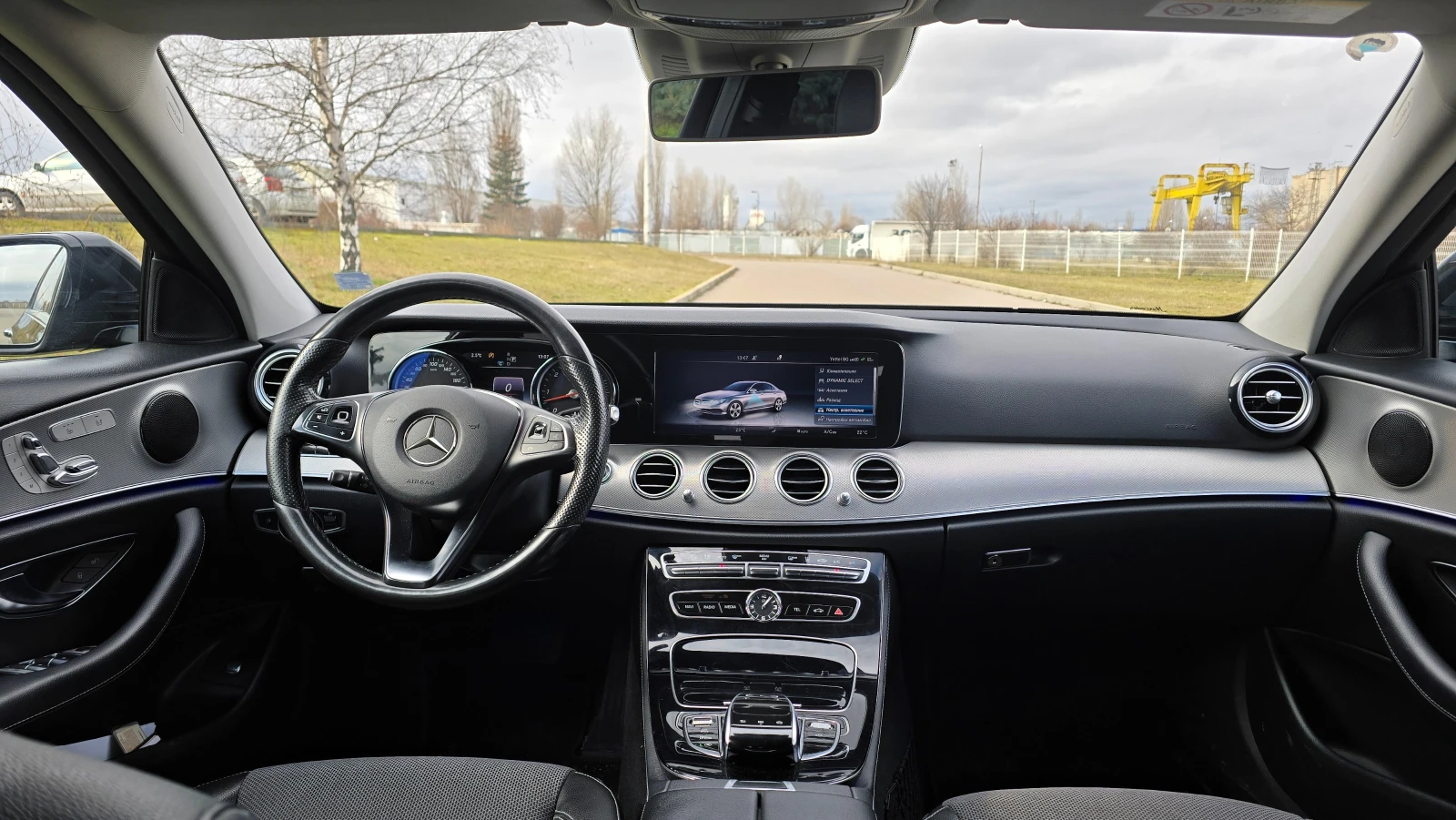 Mercedes-Benz E 350 Avantgarde Night package , снимка 14 - Автомобили и джипове - 56440234