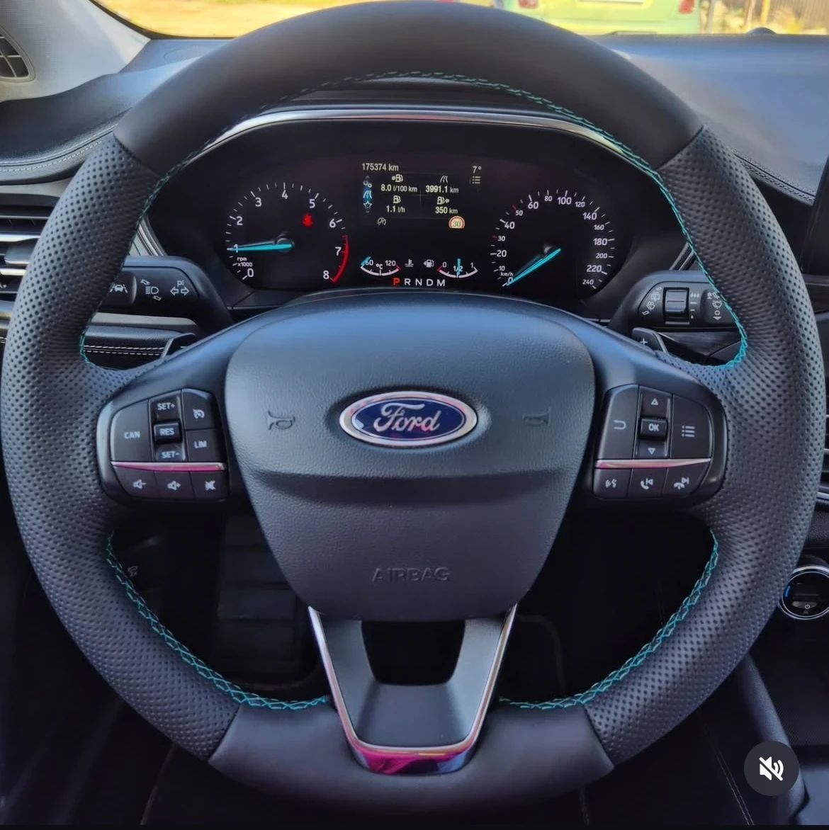 Ford Focus 1.5 Eco Boost Vignale, снимка 15 - Автомобили и джипове - 56740217