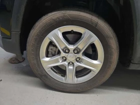 Jeep Compass * NORTH * CARFAX * ОПЦИЯ ЗА ФИНАНСИРАНЕ, снимка 6