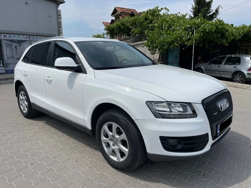 Audi Q5 2.0 TDI, снимка 3 - Автомобили и джипове - 47499698