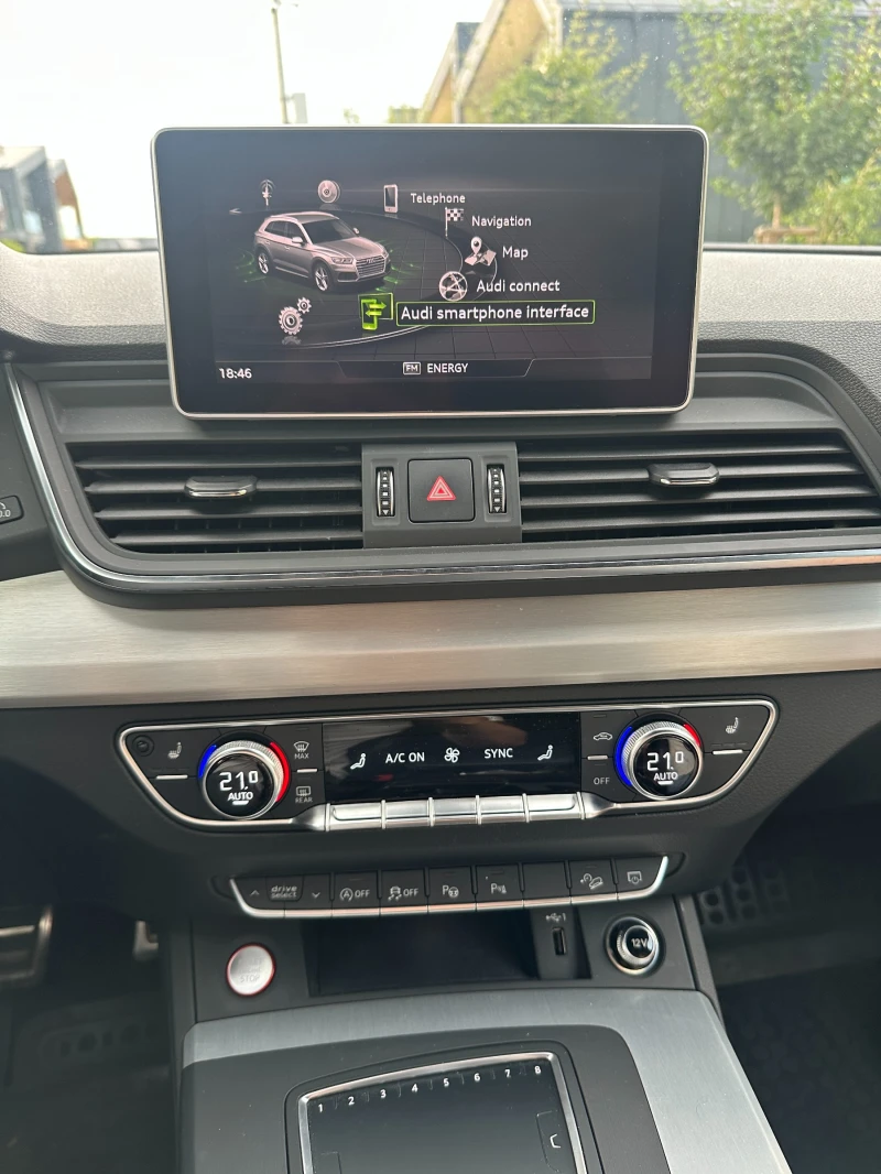 Audi SQ5, снимка 8 - Автомобили и джипове - 52384895