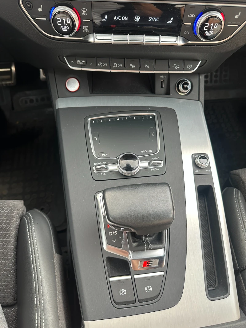 Audi SQ5, снимка 9 - Автомобили и джипове - 52384895