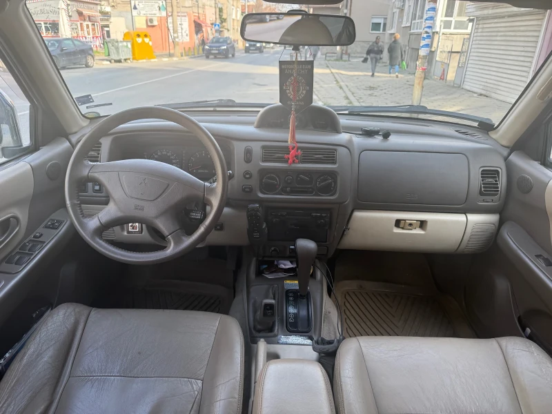 Mitsubishi Pajero sport 3000 I, снимка 13 - Автомобили и джипове - 52825429