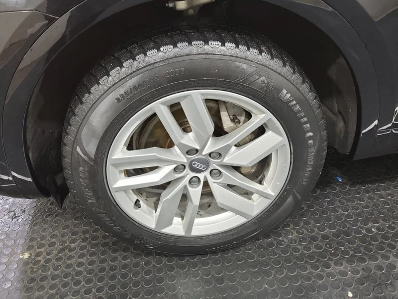 Audi Q5 2018 KOMFORT * CARFAX * БЕЗ ПЪРВОНАЧАЛНА ВНОСКА, снимка 8 - Автомобили и джипове - 53000615