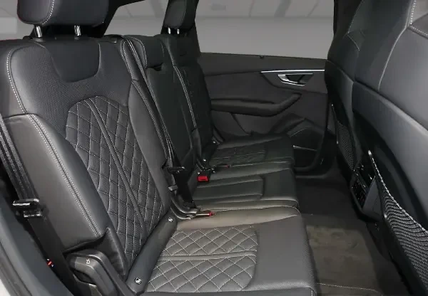 Audi Q7 50 TDI Quattro = S-line = 7 Seats Гаранция, снимка 9 - Автомобили и джипове - 54004784