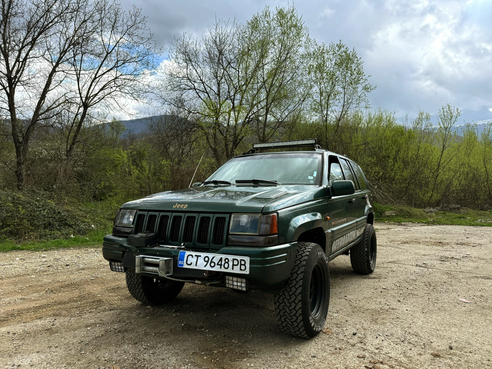 Jeep Grand cherokee  - изображение 2