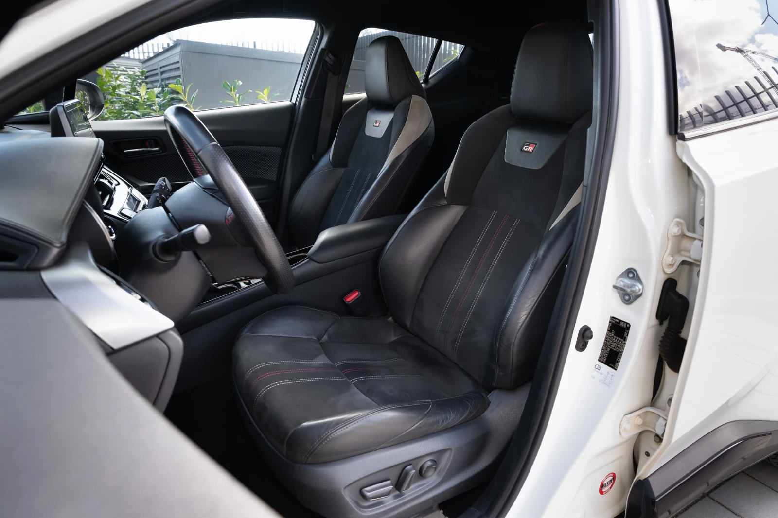 Toyota C-HR GR* LED* ��������* LEASING*  | Mobile.bg � ����������� 6