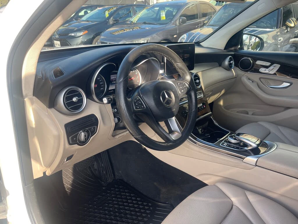 Mercedes-Benz GLC 300  - изображение 10