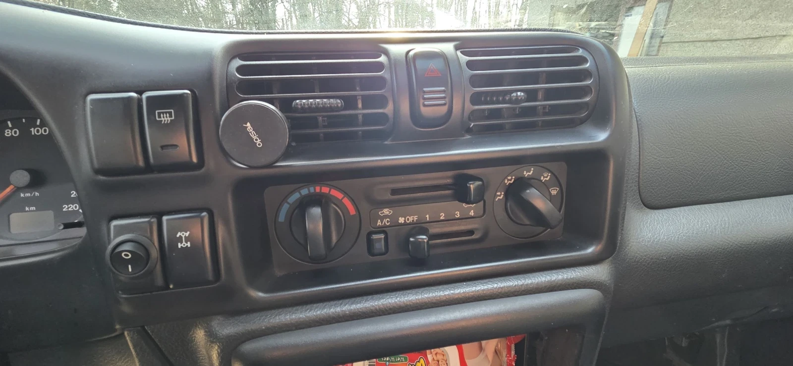 Opel Frontera 2.2 бензин, снимка 9 - Автомобили и джипове - 53900341