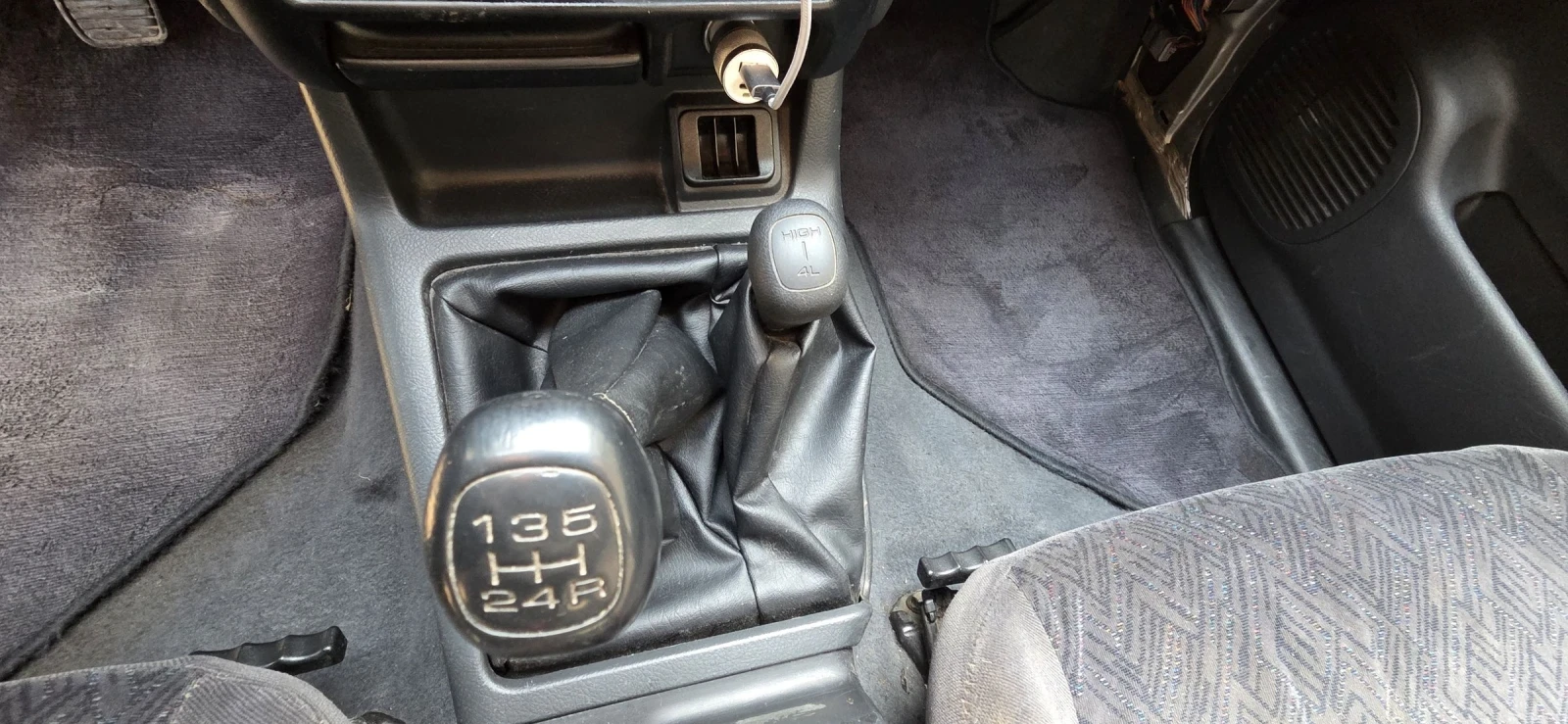 Opel Frontera 2.2 бензин, снимка 6 - Автомобили и джипове - 53900341