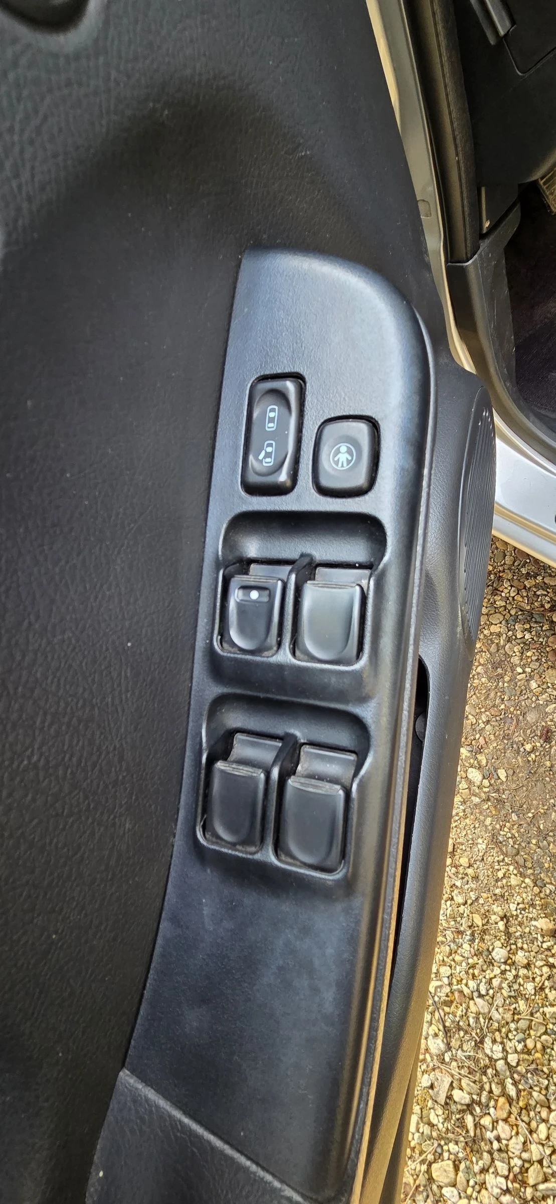 Opel Frontera 2.2 бензин, снимка 7 - Автомобили и джипове - 53900341