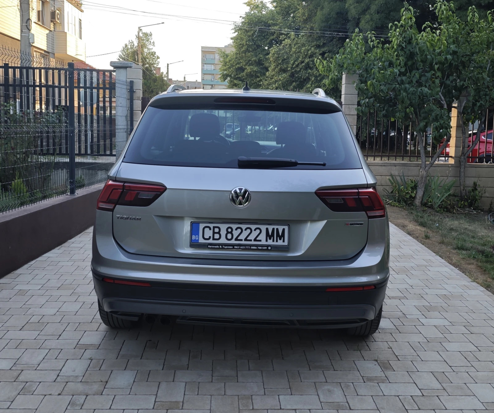 VW Tiguan 2.0TDI 4MOTION 190hp DSG, снимка 6 - Автомобили и джипове - 53939761