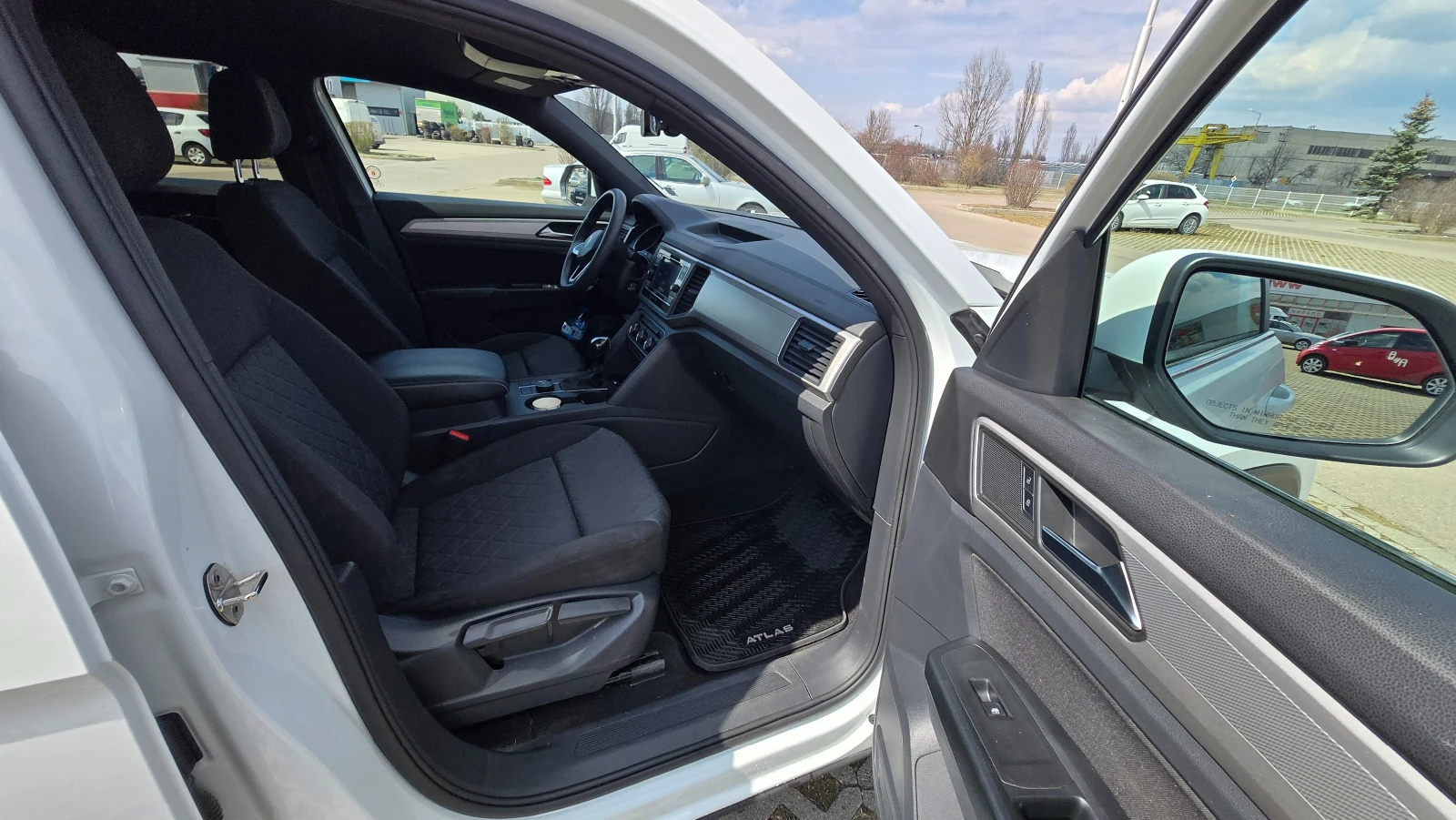 VW Atlas CROS SPORT, снимка 12 - Автомобили и джипове - 53986651