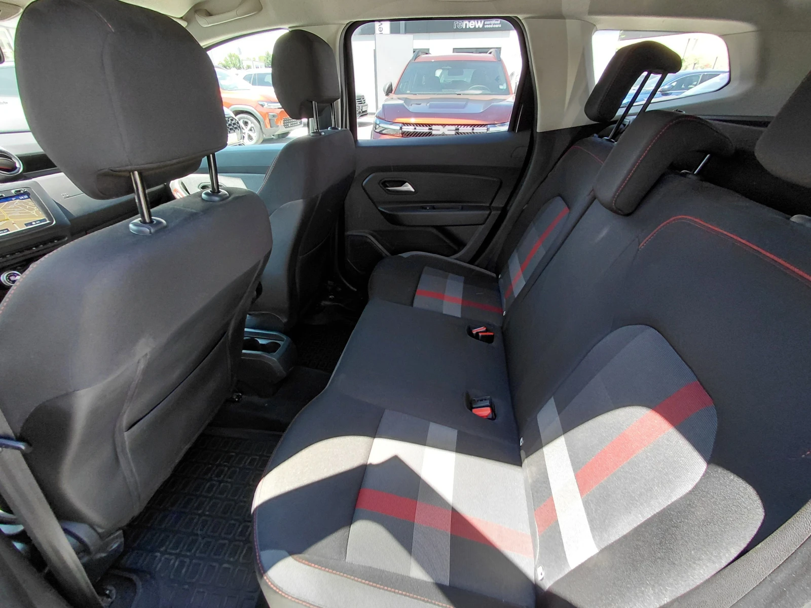 Dacia Duster 1.5dCi/115�.�/4x4/Red Line | Mobile.bg � ����������� 15