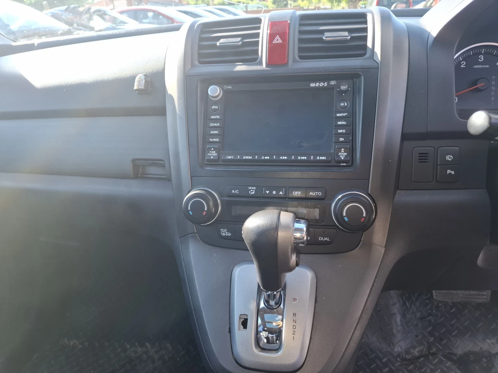 Honda Cr-v 2.2/150/АВТОМАТ/ФЕЙС, снимка 9 - Автомобили и джипове - 54999145