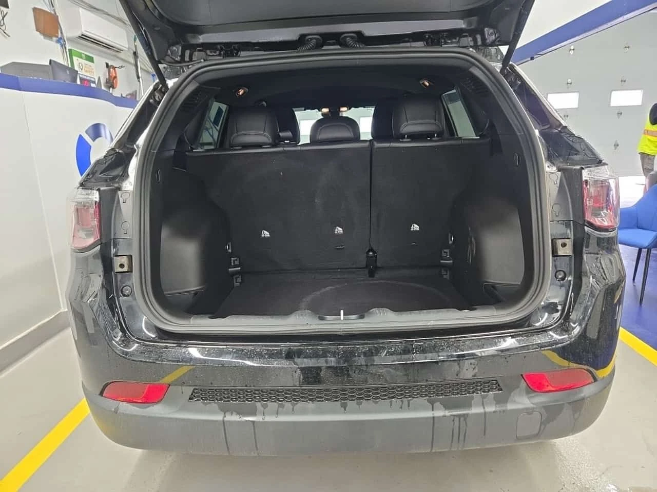 Jeep Compass * NORTH * CARFAX * ОПЦИЯ ЗА ФИНАНСИРАНЕ, снимка 13 - Автомобили и джипове - 55510869