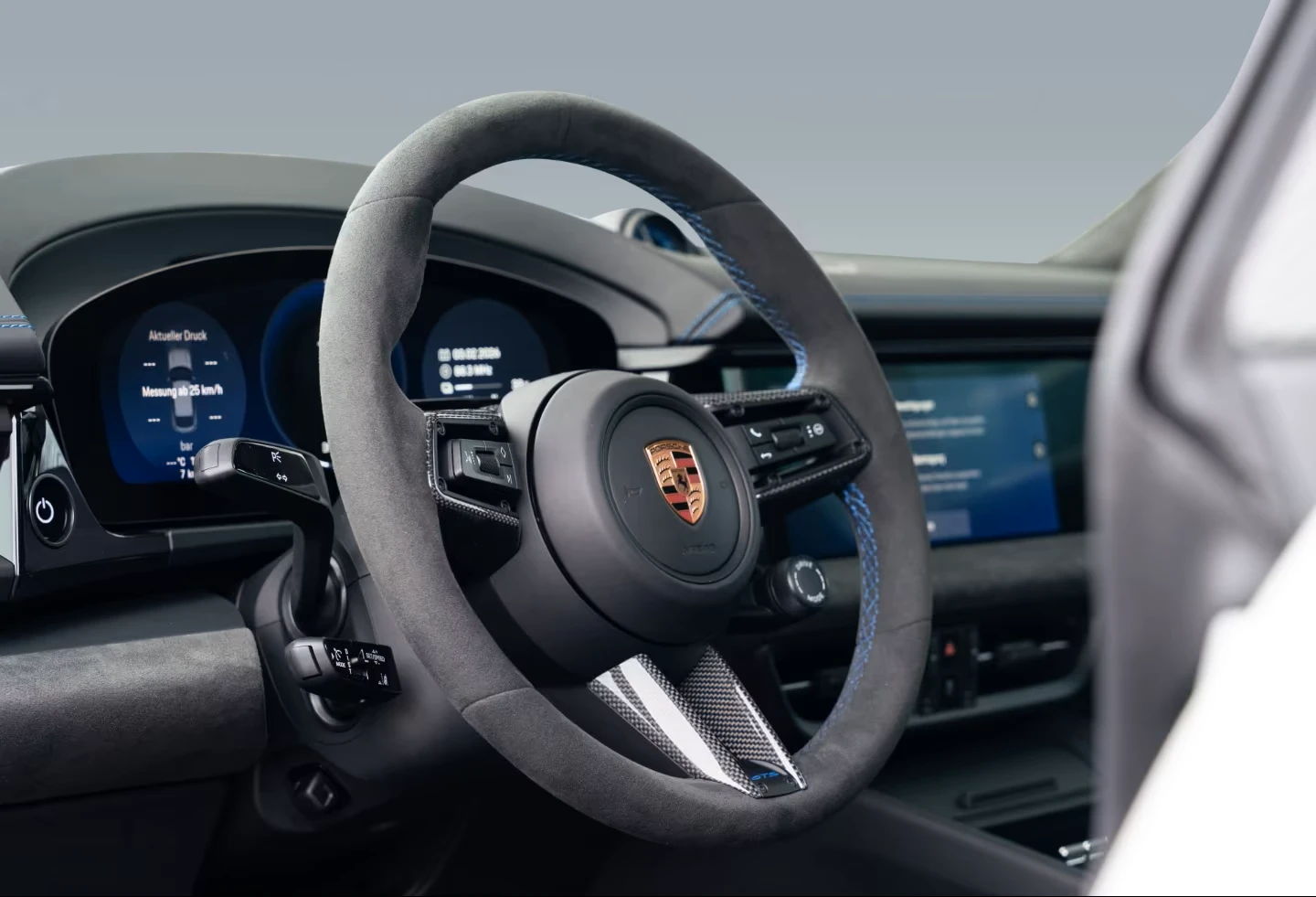 Porsche Macan GTS* DISTR* 360CAM* HEAD-UP* BOSE* MEMORY* , снимка 6 - Автомобили и джипове - 55664563