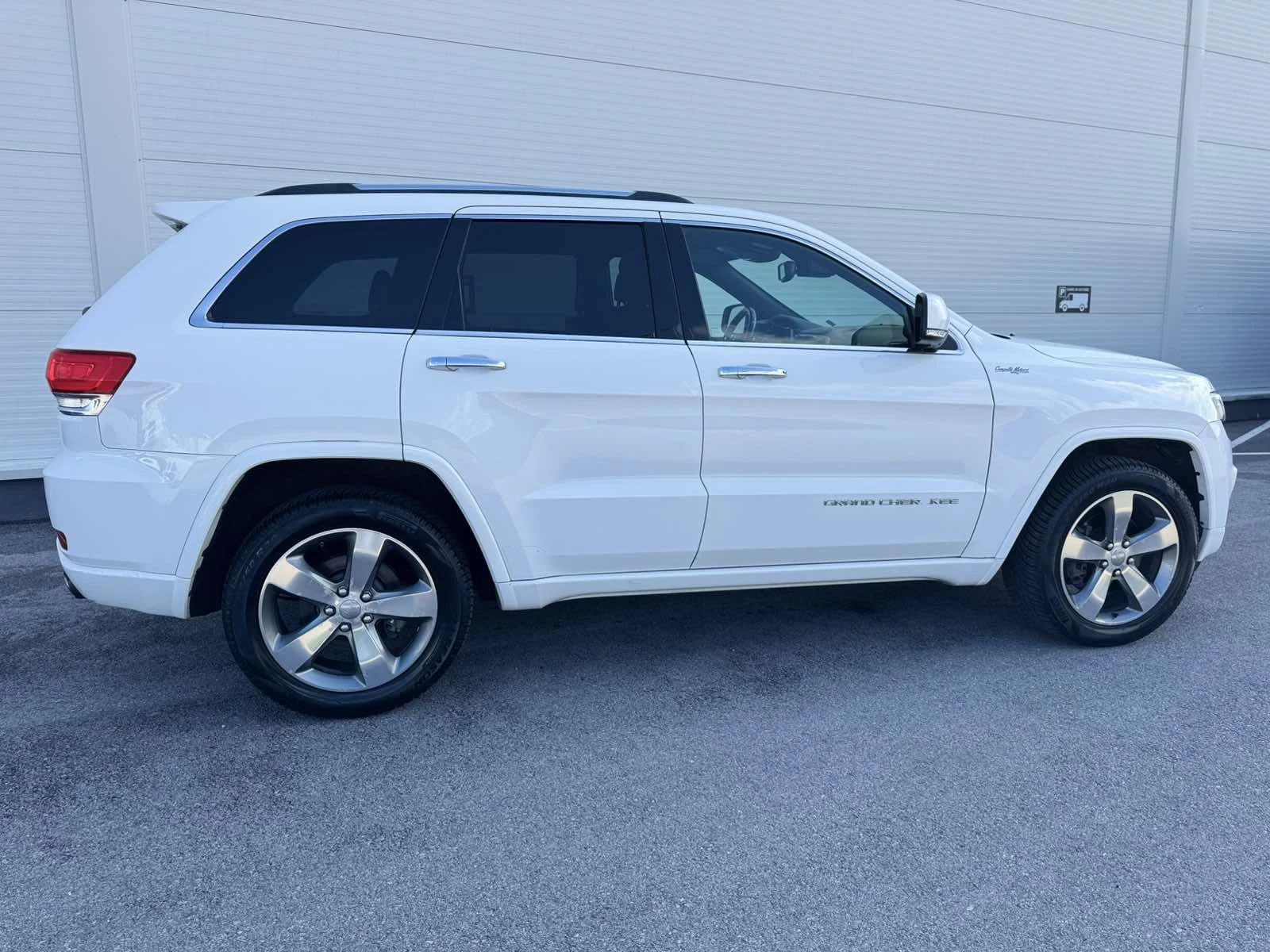 Jeep Grand cherokee, снимка 4 - Автомобили и джипове - 56266671
