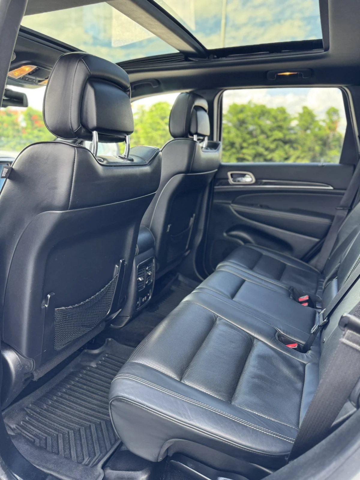 Jeep Grand cherokee, снимка 15 - Автомобили и джипове - 56266671