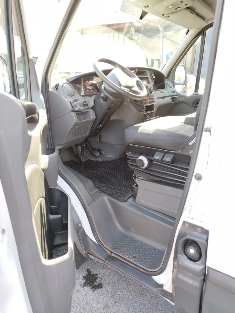 Iveco Daily 29L13, снимка 8 - Бусове и автобуси - 47712070