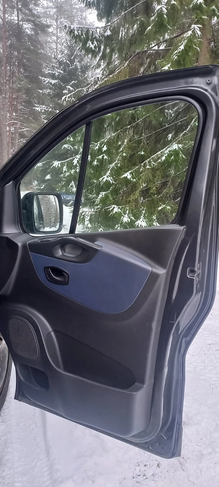 Opel Vivaro Bi-Turbo, снимка 6 - Бусове и автобуси - 53386723