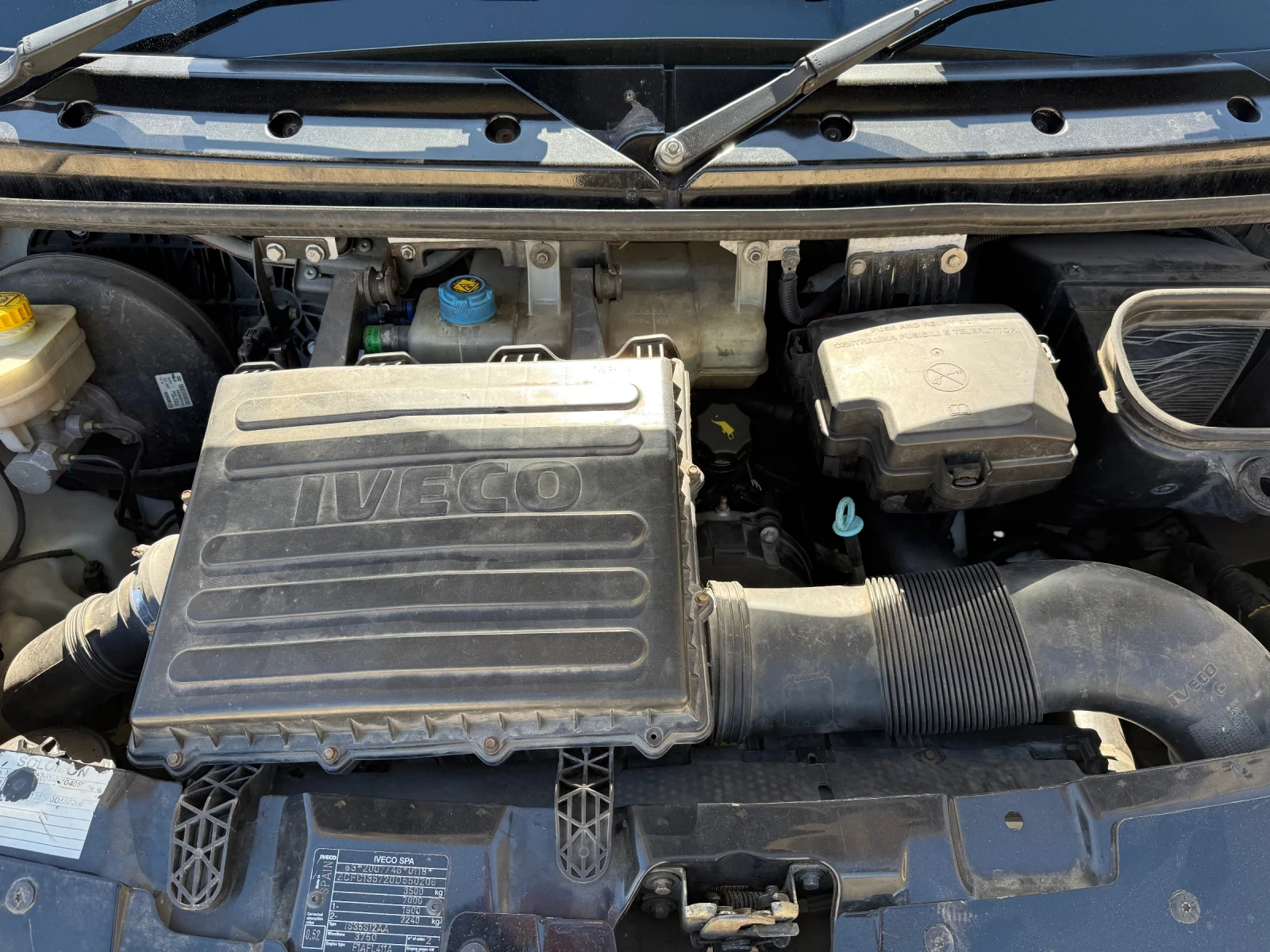 Iveco 35s11 2.3 HI MATIC ДЕСЕН ВОЛАН, снимка 8 - Бусове и автобуси - 54364262