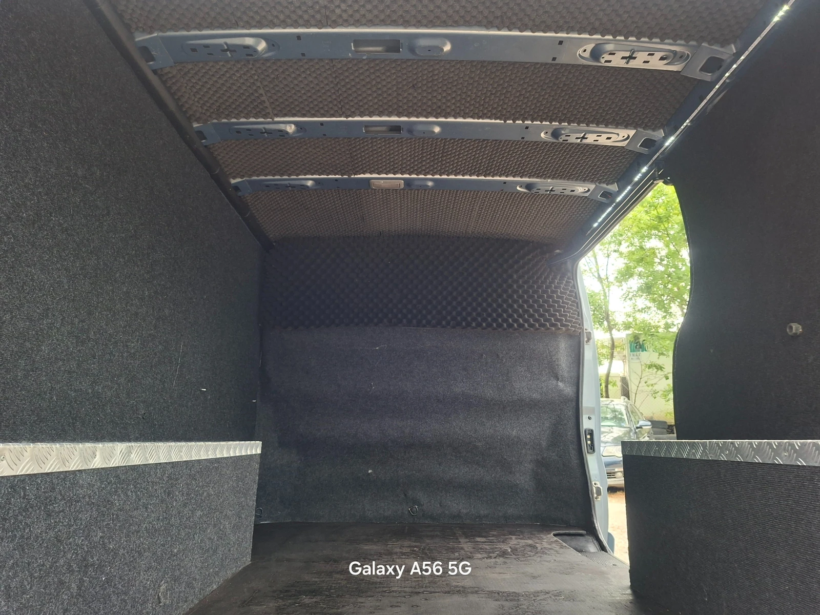 Opel Vivaro 2, 5 cdti 145кс., снимка 13 - Бусове и автобуси - 54613201