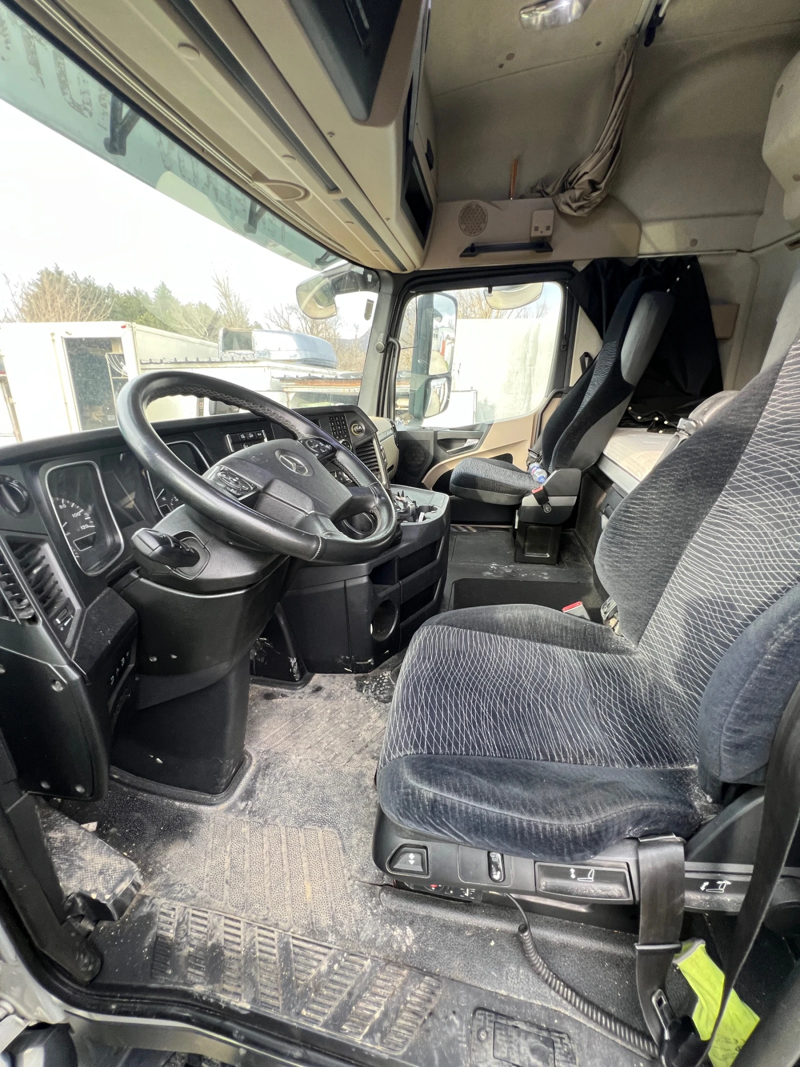 Mercedes-Benz Actros, снимка 4 - Камиони - 53737498