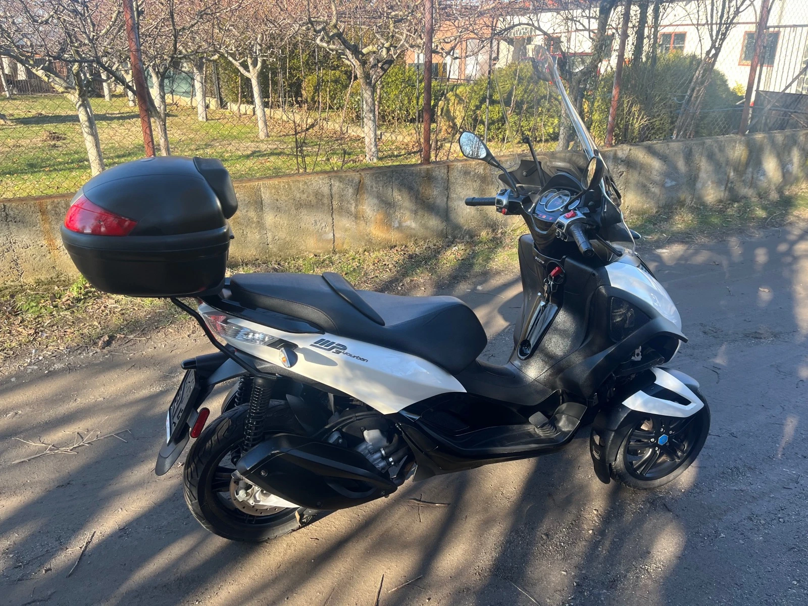 Piaggio Mp3 Yourban 300i ABS Кат B - изображение 9