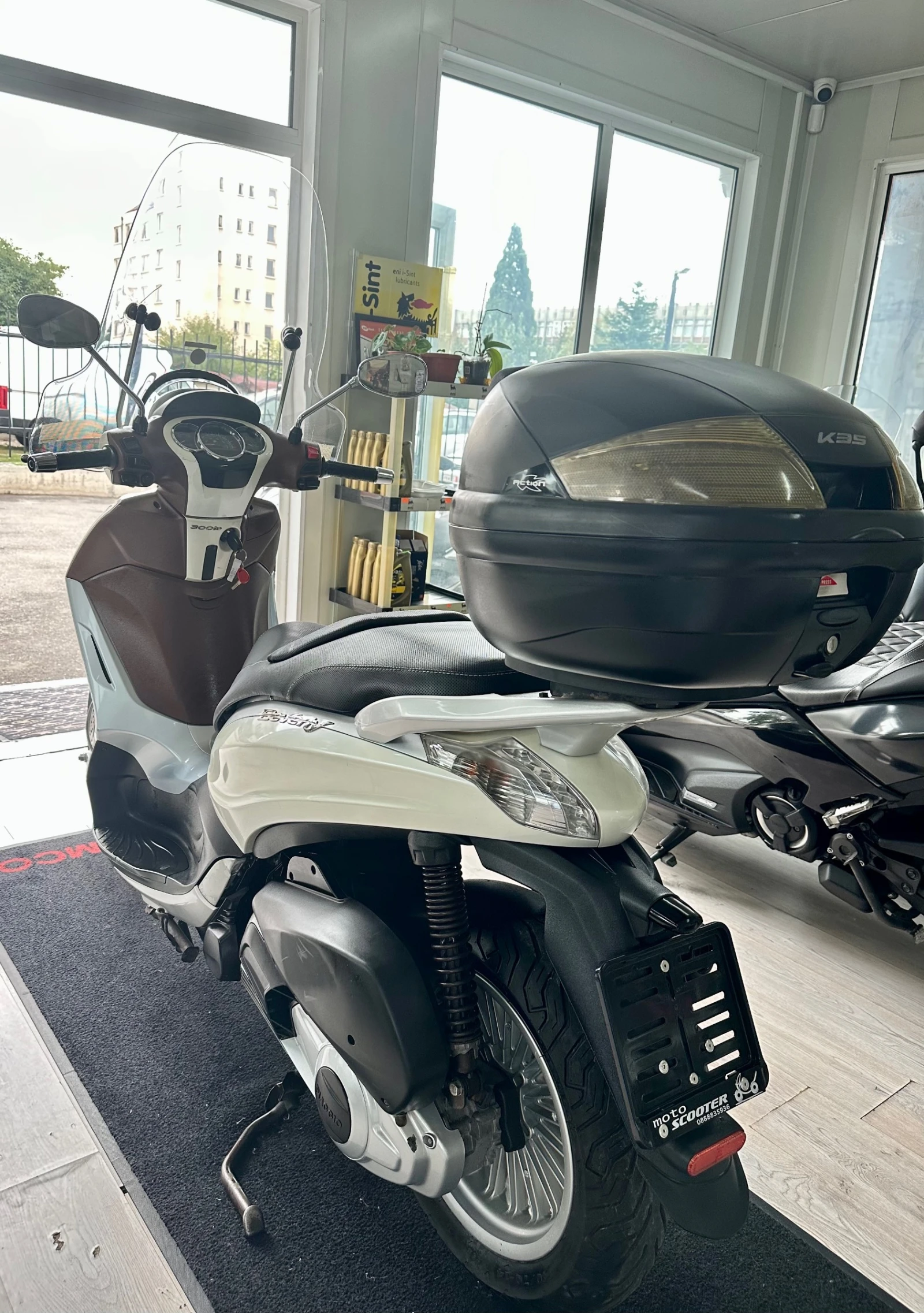 Piaggio Beverly 300i LED 02.2013г. - изображение 8
