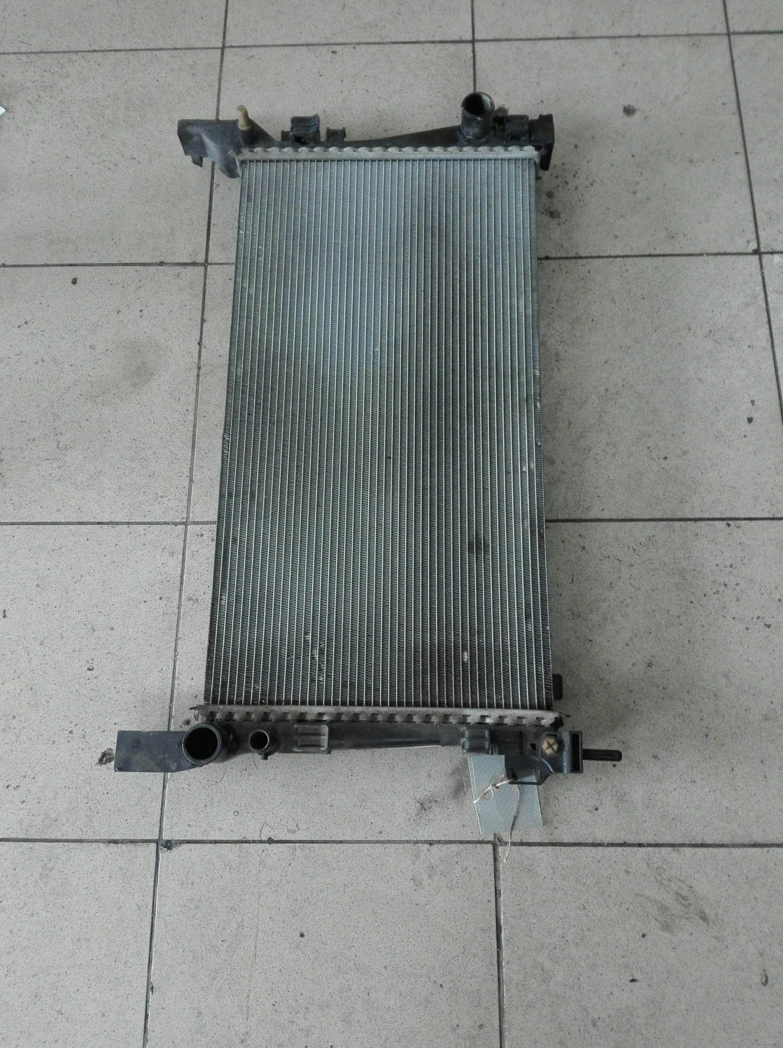 �������� ����� ���� ���� 1.3 | Mobile.bg � ����������� 1