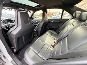 Mercedes-Benz C 63 AMG Sedan, снимка 17