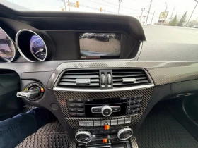 Mercedes-Benz C 63 AMG Sedan, снимка 16