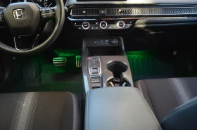 Honda Civic e:Hev, снимка 5