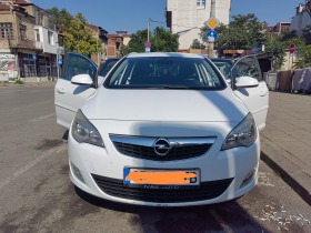 Opel Astra 1.3CDTI -J Sports Tourer, снимка 1