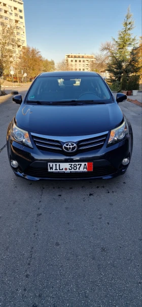 Toyota Avensis 1.8 VVT-I FACELIFT, снимка 2