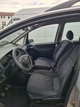 Opel Zafira - 2250 € / 4400.62 лв. - 33174762 7