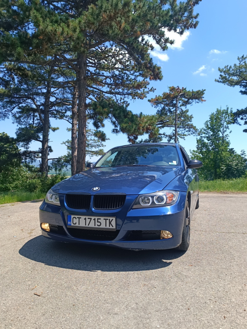 BMW 320 320i, снимка 1 - Автомобили и джипове - 46038860