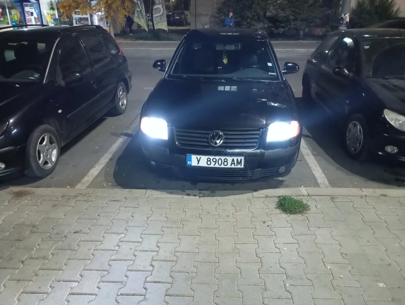 VW Passat 1.9 TDI, снимка 4 - Автомобили и джипове - 48292910